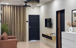 Runa Homestay Jasin - Cozy 3BR with AC & Netflix 