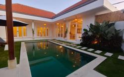 NEW 3BDR Villa - 3 Min Echo Beach