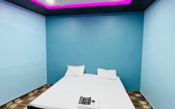   Goroomgo Vande bharat guest house Varanasi 