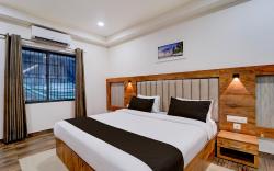 Hotel O OZONE Residency