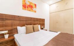 Stylish & Cozy Retreat w/ Jacuzzi | Vaishali Nagar