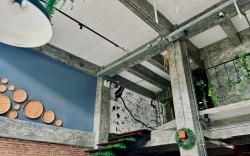 Sukhum Victorymonument-Ari