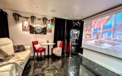 “DRoom Menton Spa & Cinema up to 4 Guests