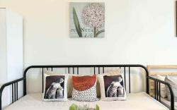 Meraki Stays - PAPA BORGS