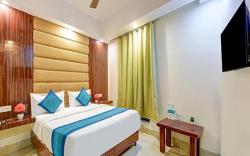 FabHotel Golden Key Residency