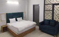 FabHotel Tulip Sarover Sector 18