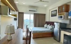 Luxury Studio Near Bombay Hospital |Juliet Balcony