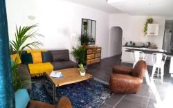 Beautifully bright apartment in Old Town St Tropez