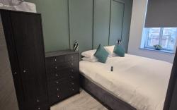 The Cotswold Escape 14 - City Centre