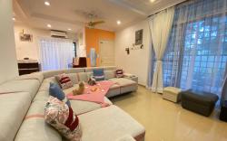 Eden Residence Bukit Beruang 4BR 11Pax - BigGarden