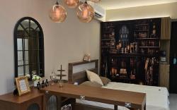 Amber Queen Chambers