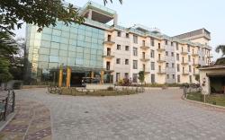 Hotel O River Bay Resort