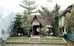Puri Cikole Asri Guest House