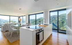 Gerês Paradise: Waterfall View (Entire Villa 4BR)