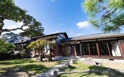 Oyashiki Stay Ko, Experience island life.