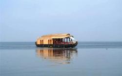 Eco Trails Houseboats