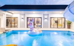 VG Beach on pool villa