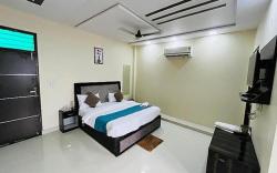 FabHotel The Taj Majestic