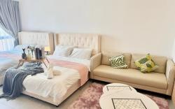 RD 1-6PAX Sunsuria Studio Setia alam home Wi-Fi TV