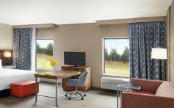 Hampton Inn & Suites Overland Park South