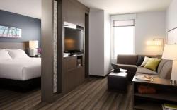 Hyatt House Fresno/Campus Pointe