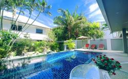 Cozysea Pool Villa/4卧5卫泳池别墅/占地440平方米/离中天海滩夜市700米/