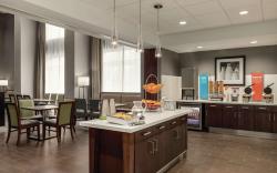 Hampton Inn Brooklyn Park