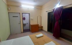 Shraddha Saburi Homestay, Kashid Beach 