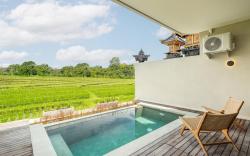 Paddy Fields Views Designer Villa - Canggu Center