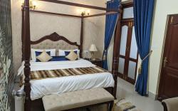 HOTEL TARA MAA GUEST HOUSE