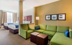 Comfort Suites Burlington near I-5