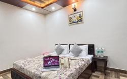 Wood Premium Hotel Kasauli