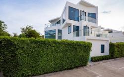 Wonderland Emerald 4 Bedroom Luxury Villa