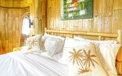 Nirwana Bamboo Villa North Bali Sambangan