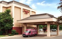 Hampton Inn Des Moines-Airport