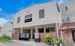 OYO 94919 Nay Guesthouse Dan Kost