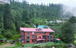 The Himalayan Shire | Luxury Villa in Fagu, Shimla