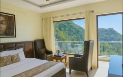 Hotel Winter Line Inn Near St Francis Monastery