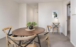 Central 1-Bed with Parking, BBQ and Indoor Pool