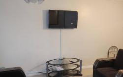 Peaceful Family Home in Tilbury with Garden  Parking for 3 Cars