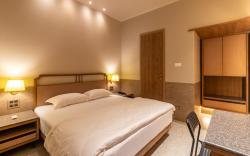 Reay Road Residency Hotel