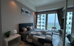 EdMer Staycation Puri Mansion Apartment IV