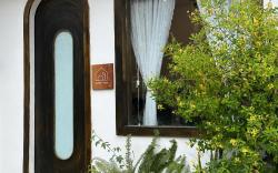 Pomela Cottage in Hue's center