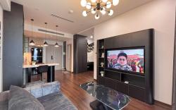 Lake view, 1 bedroom, projector, king bed B3008