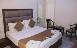 FabHotel South Paradise