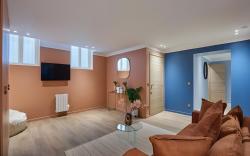 Modern Apartment with AC Center of Paris