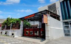 OYO 94899 Nilskost Syariah Near Upn