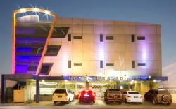 Hotel Sukajadi by Holie