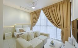 Golden Glow Bedroom @ KLCC by Nexx Field