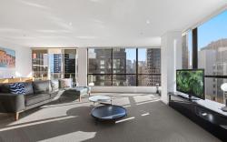 2-Bed Inner-City Pad with Gym & Sauna